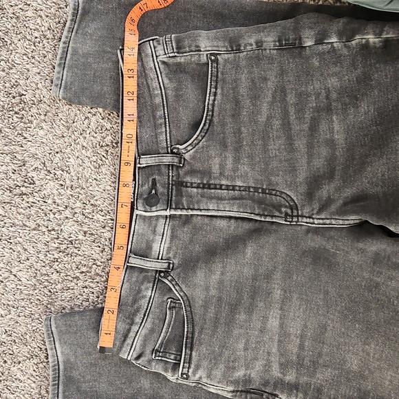 Express Skinny High Rise - Picture 4 of 9